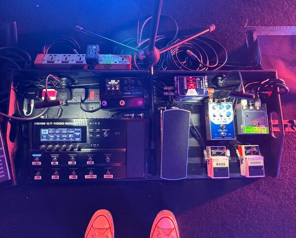 Seye Adelekan's' Boss GT-1000 Multi-Effects Guitar Pedal