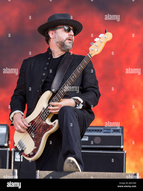 Patrick Dahlheimer's' Ampeg SVT-CL Classic