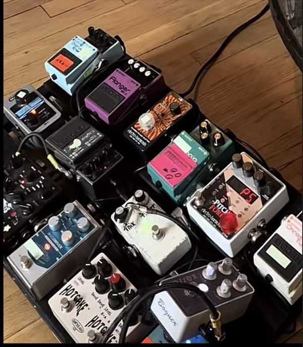 Jasper Harris's' Electro-Harmonix Nano Small Stone EH4800 Phase Shifter V2