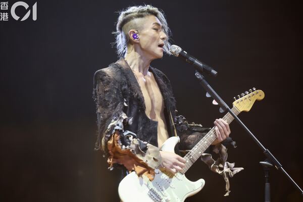 Endy Chow's' Fender Stratocaster Electric Guitar