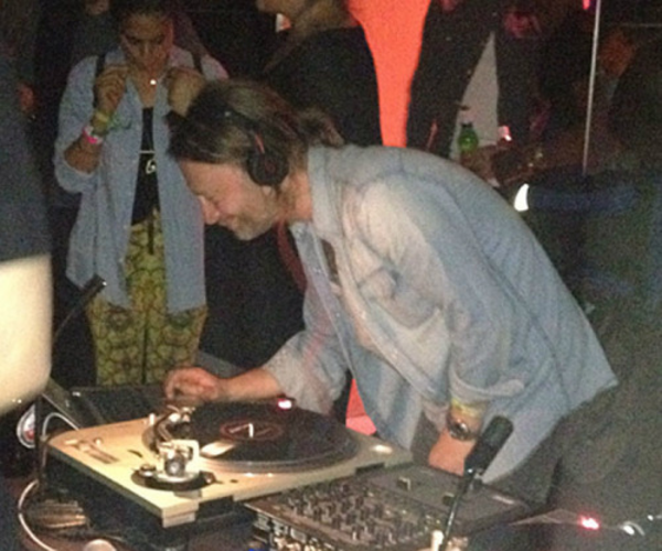Thom Yorke's' Technics SL-1200MK2 Turntable