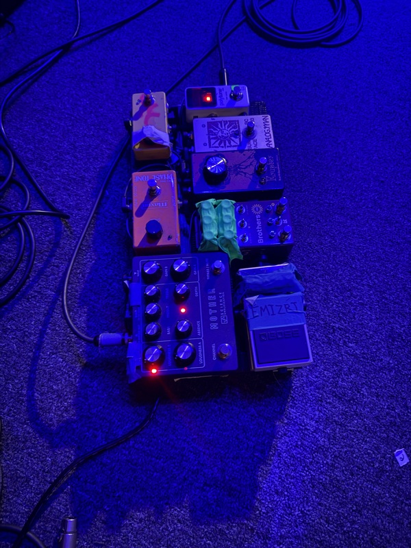 Ahmoudou Madassane's' EarthQuaker Devices Erupter