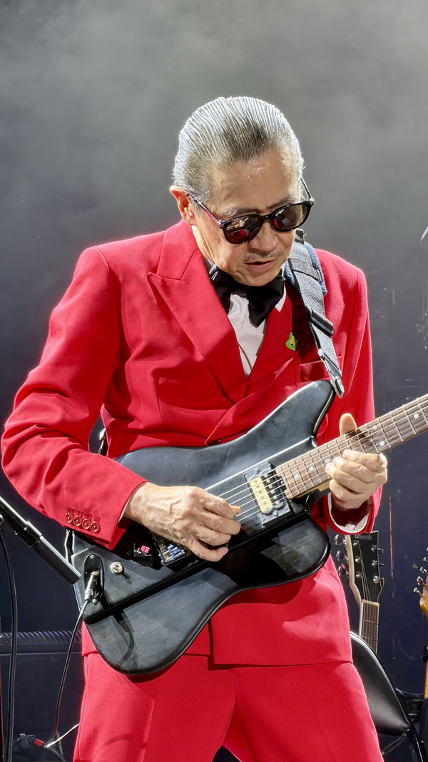 Masayoshi Takanaka's' ESP EDWARDS Karmaster Platinum Edition