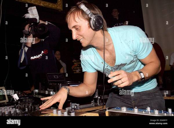 David Guetta's' Pioneer HDJ-1000 DJ Headphones