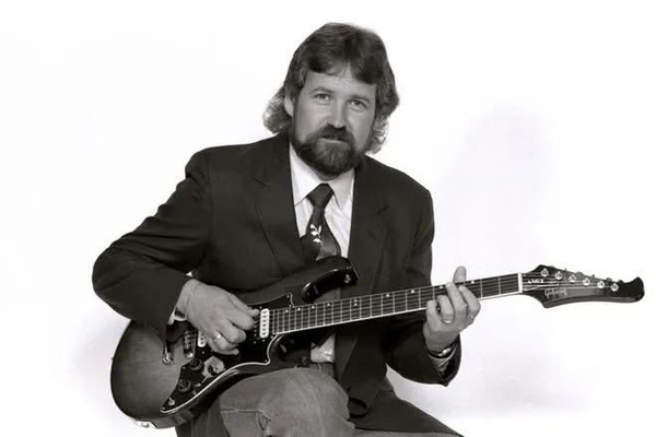 George McCorkle's' Gibson Victory II MV-2 (1981-1984)