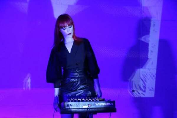 Anna aka MissLucifer's' Access Virus B