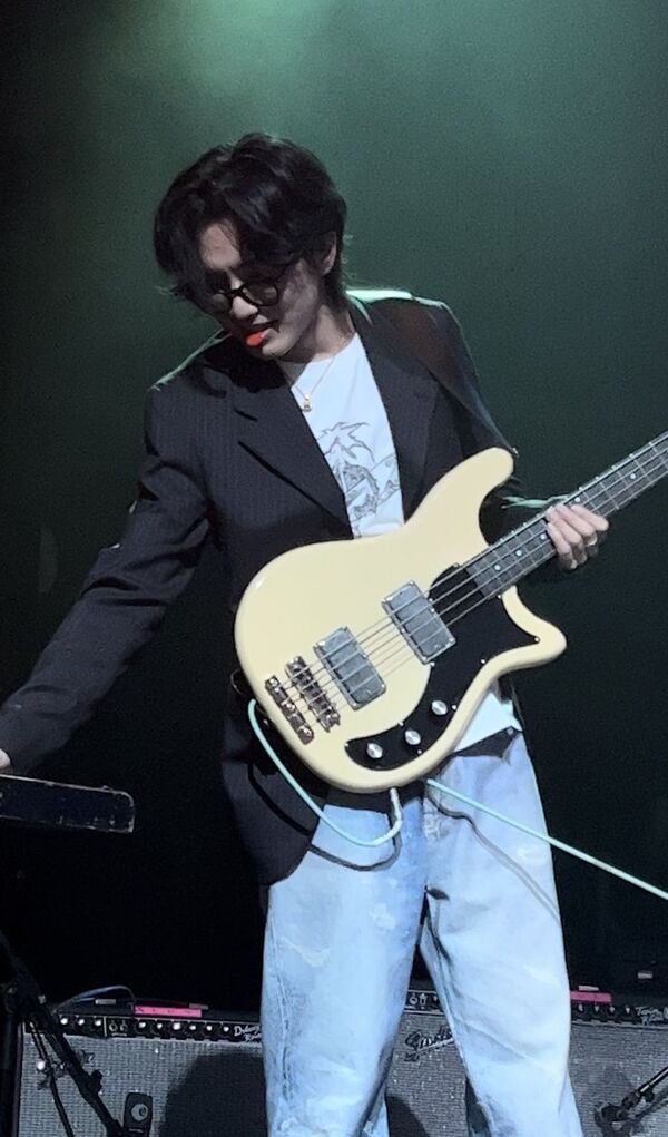 Daniel Kim's' Epiphone Embassy Pro