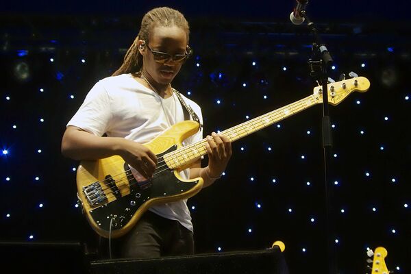 Louis Cato's' Fender Marcus Miller Signature Jazz Bass