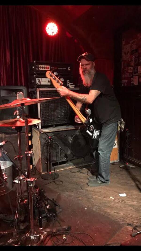 Dave Collins's' Peavey 2x15 Enclosure