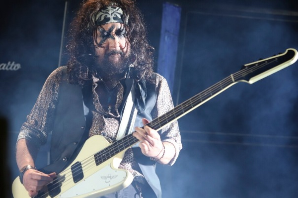 Javier Ramírez "El Cha!"'s' Gibson Thunderbird IV