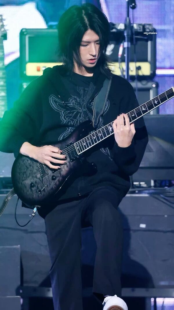 Jun Han (준한)'s' PRS SE Mark Holcomb SVN Signature 7-string Electric Guitar