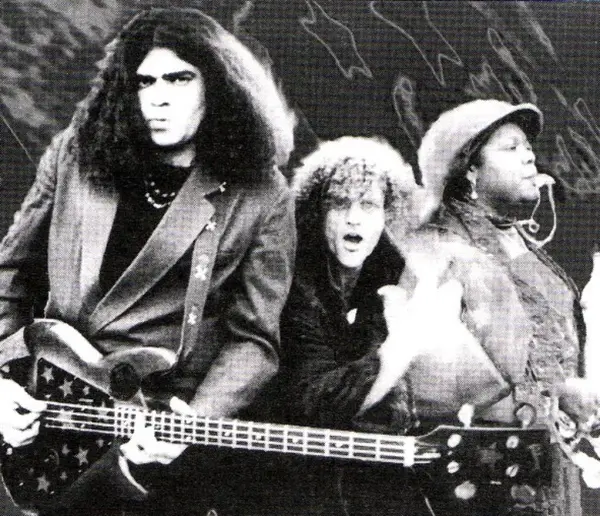 Dušan Kojić's' Gibson Ripper Bass