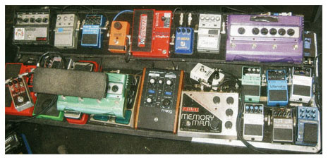 omar rodriguez lopez pedalboard