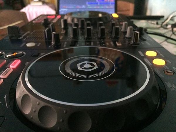 Pioneer DDJ-400 - ranked #20 in DJ Controllers | Equipboard