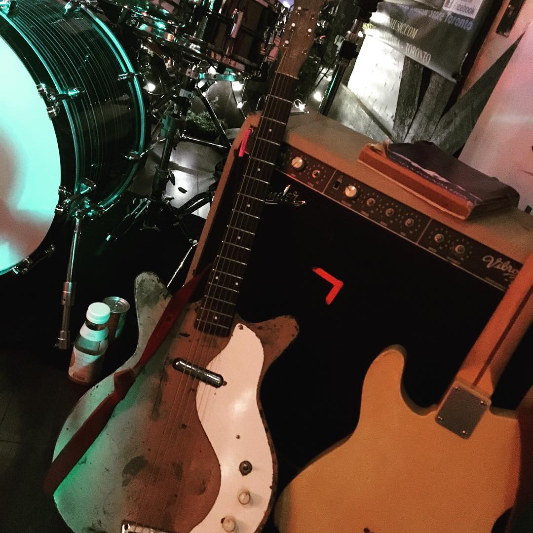Eric Schenkman, Spin Doctors Guitarist Gear | Equipboard
