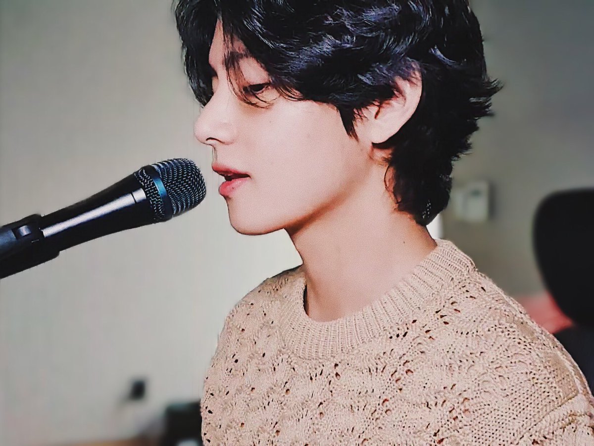 V (BTS) Equipboard®