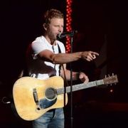 dierks bentley guitar