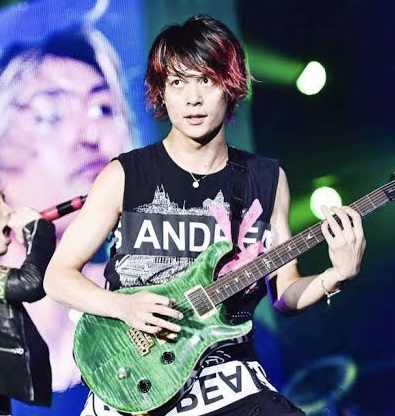 Toru Yamashita, One Ok Rock Guitarist Gear | Equipboard Toru Yamashita, One Ok Rock Guitarist Gear | Equipboard