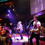 Dustin Lynch