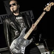 Mark Damon uses 7 Ampeg products