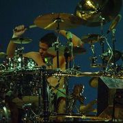 David Silveria uses 19 Paiste products