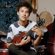 Jacob Collier uses 1 Fujifilm product