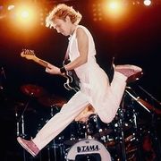 Andy Summers uses 1 Lovepedal product