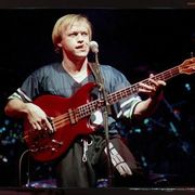 Mark King Level 42 uses 7 Status products
