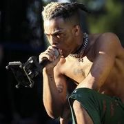 XXXTENTACION uses 2 Blue products