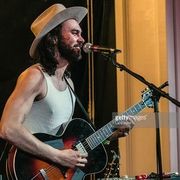 Alejandro Rose-Garcia uses 3 The Loar products