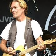 G. E. Smith, member of Hall & Oates