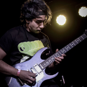 Chris Mifsud uses 1 Fast Guitars product