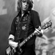 Peter Holmström uses 3 DOD products
