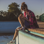 Noga Erez