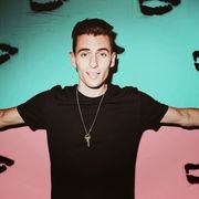 Mike Tompkins uses 1 Vintech Audio product