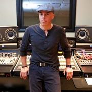 Luca Pretolesi uses 1 KEF product