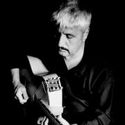 Pino Daniele uses 1 D'Aquisto product