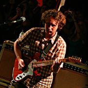 Mike Einziger uses 5 DOD products