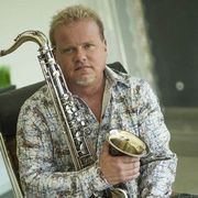 Euge Groove (Steve Eugene Grove) uses 1 Vandoren product