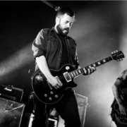 Stijn Vanhoegaerden uses 1 King Tone product