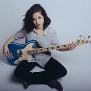 Yonit Spiegelman uses 1 Moniker product