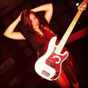 Paola Zanetti uses 1 Rock Stock product
