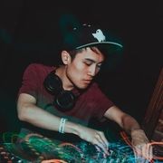 Similar Outskirts uses 4 Spitfire Audio products
