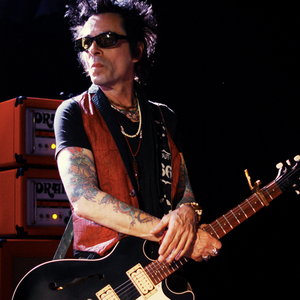 Earl Slick