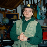Mac DeMarco uses 1 C&C product