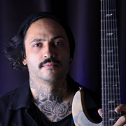Ed Garcia uses 2 Stringjoy products
