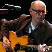 Andy Fairweather Low, member of The Gaddabouts