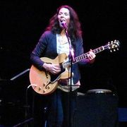 Edie Brickell