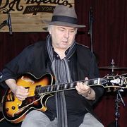 Gene Cornish uses 1 Sam Ash product