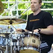 Sean Reinert uses 24 Sabian products
